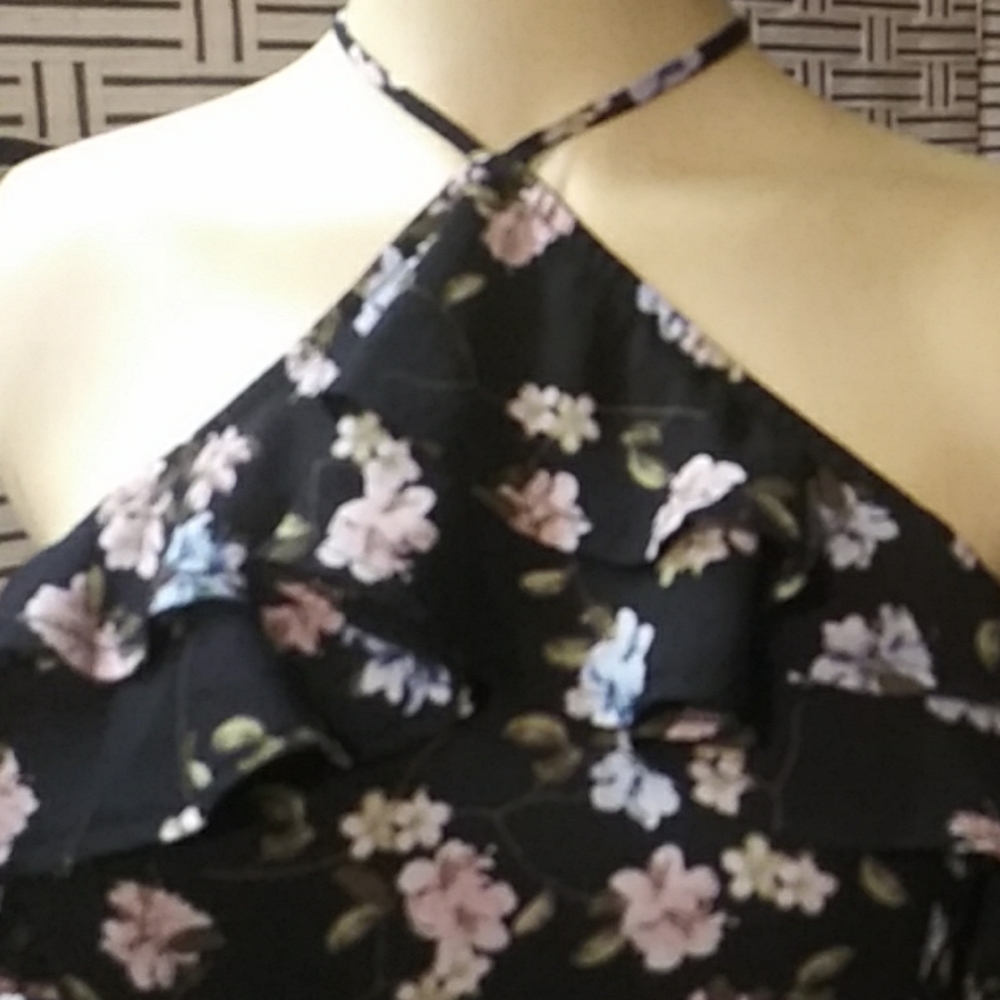 Dress - Picture 5 of 8